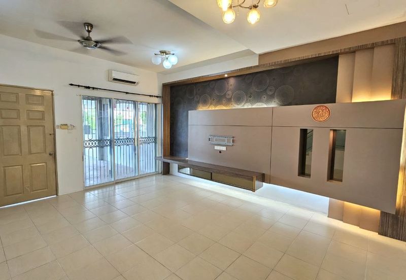 Panorama Lapangan Perdana