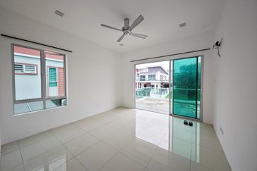 Panorama Lapangan Perdana