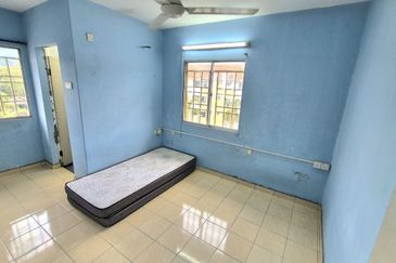 Permai Lake View Apartments