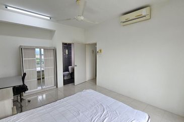 Pangsapuri Seri Tecoma