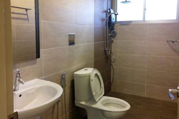 Ipoh Garden Taman Wah Keong Double Storey Terrace House