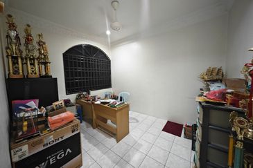 Pasir Puteh Double Storey Cluster Semi-D