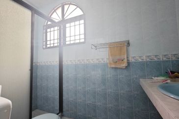 Pasir Puteh Double Storey Cluster Semi-D