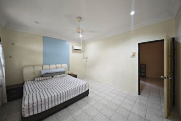 Pasir Puteh Double Storey Cluster Semi-D