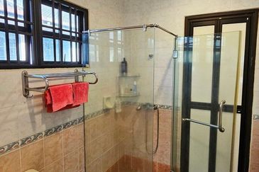 Menglembu Double Storey Semi D