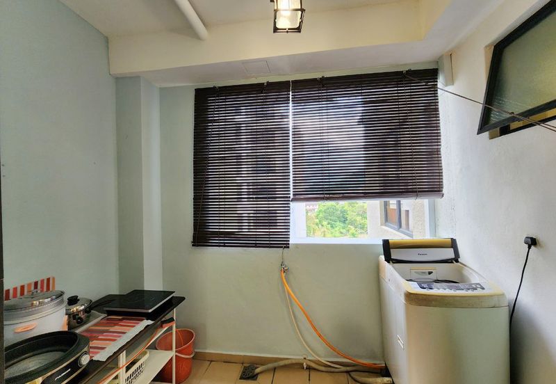 Upper East @ Tiger Lane