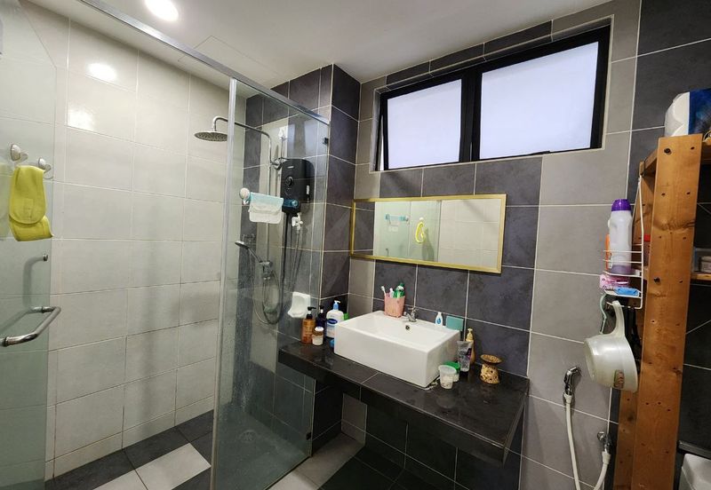 Upper East @ Tiger Lane