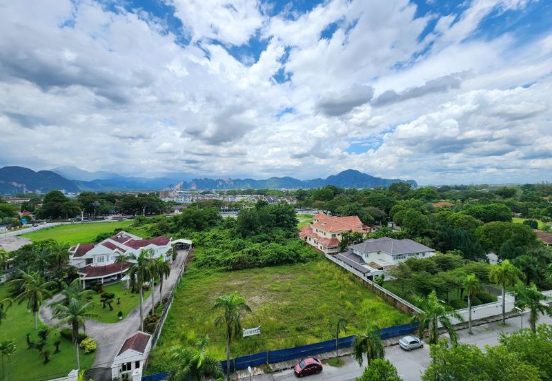 Upper East @ Tiger Lane