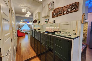 Permai Lake View Apartments