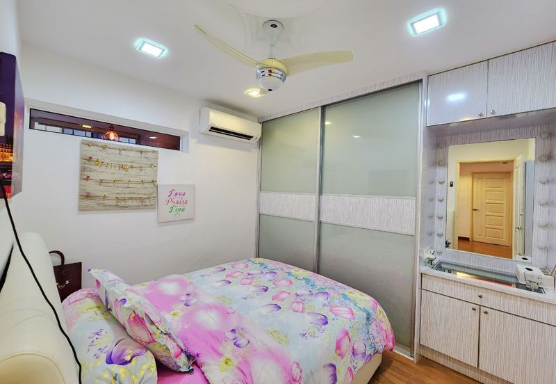 Permai Lake View Apartments