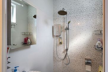 Permai Lake View Apartments