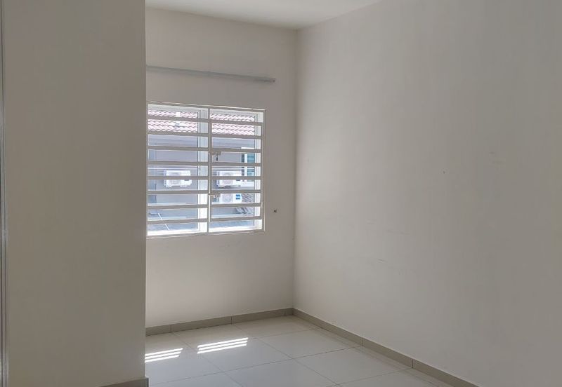 Bandar Baru Sri Klebang Strand Park Double Storey Terrace House