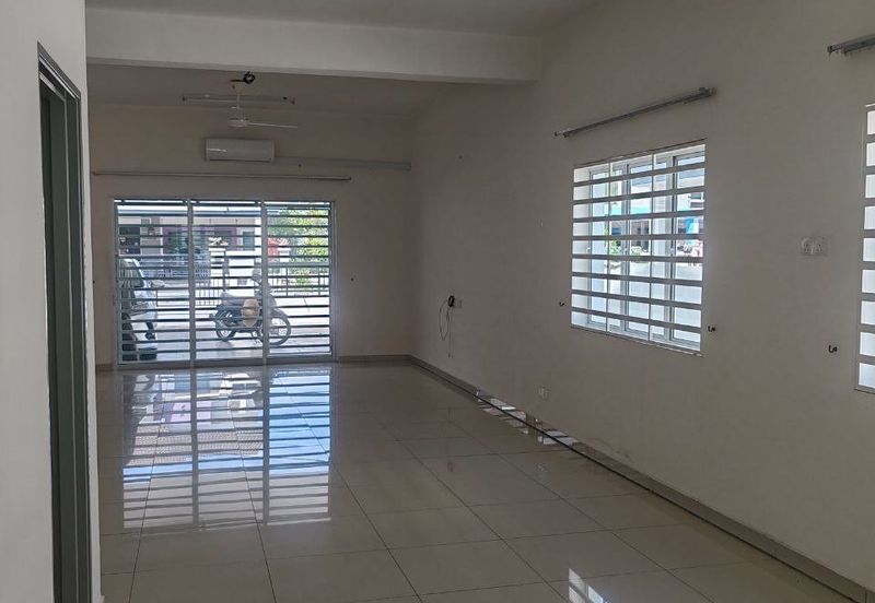Bandar Baru Sri Klebang Strand Park Double Storey Terrace House