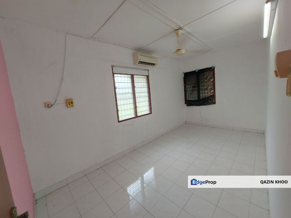 Bercham Single Storey Terrace Corner House, Perak, Ipoh