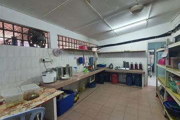 Gunung Rapat Ipoh Single Storey Bungalow For Sale