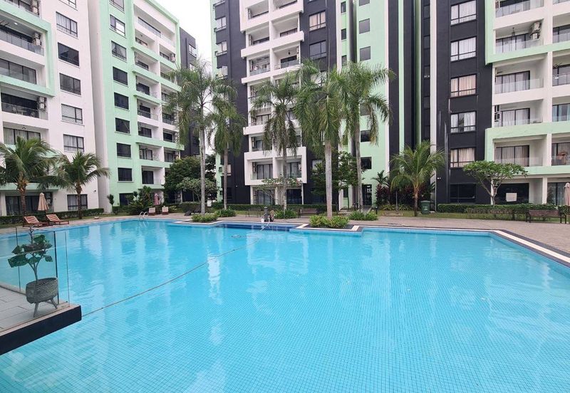 Manhattan Condominium