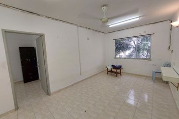 Permai Lake View Apartments