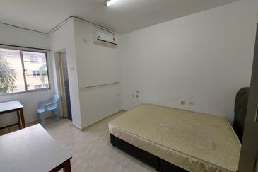 Permai Lake View Apartments