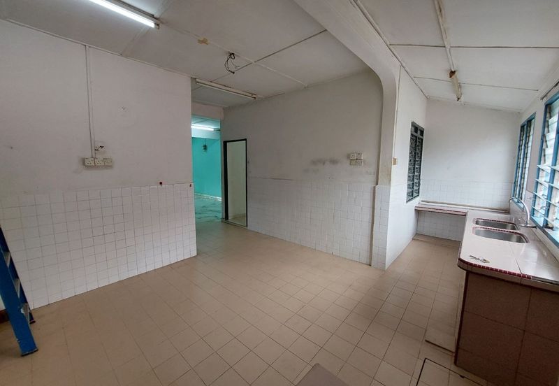 Meru Jati Single Storey Terrace House (End Lot)