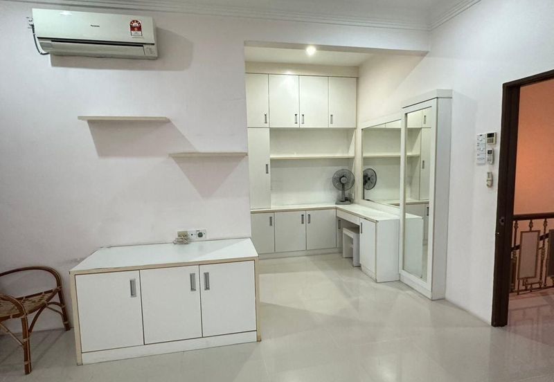 Pasir Puteh Jalan Sultan Shah Double Storey Semi-D