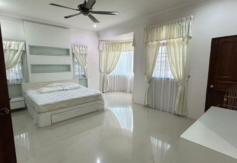 Pasir Puteh Jalan Sultan Shah Double Storey Semi-D