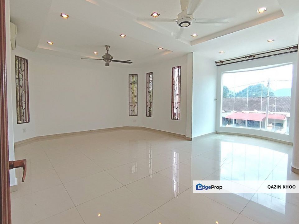 Ipoh Garden East Double Storey Terrace Corner House, Perak, Ipoh