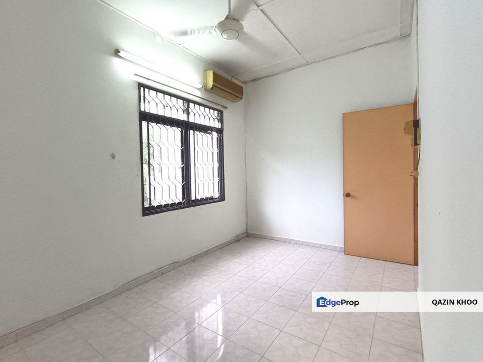 Ipoh Garden East Double Storey Terrace Corner House, Perak, Ipoh