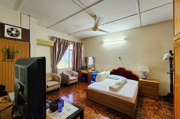 Gunung Rapat Taman Hillview Double Storey Semi D House