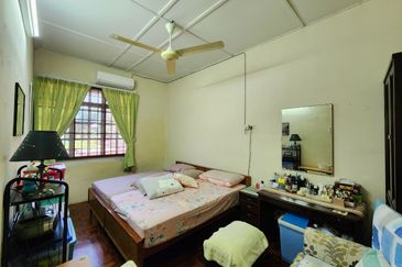 Gunung Rapat Taman Hillview Double Storey Semi D House