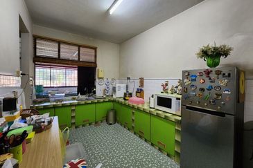 Gunung Rapat Taman Hillview Double Storey Semi D House