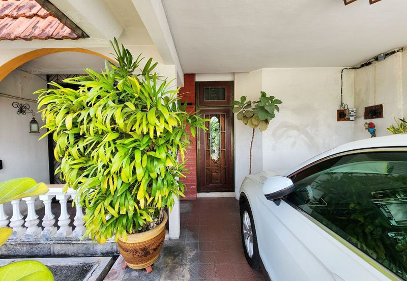 Gunung Rapat Taman Hillview Double Storey Semi D House