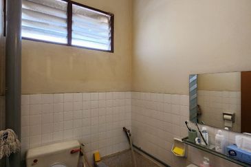 Gunung Rapat Taman Hillview Double Storey Semi D House