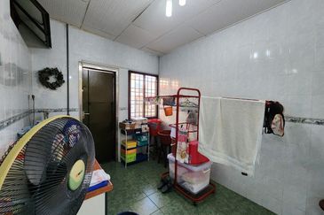 Gunung Rapat Taman Hillview Double Storey Semi D House