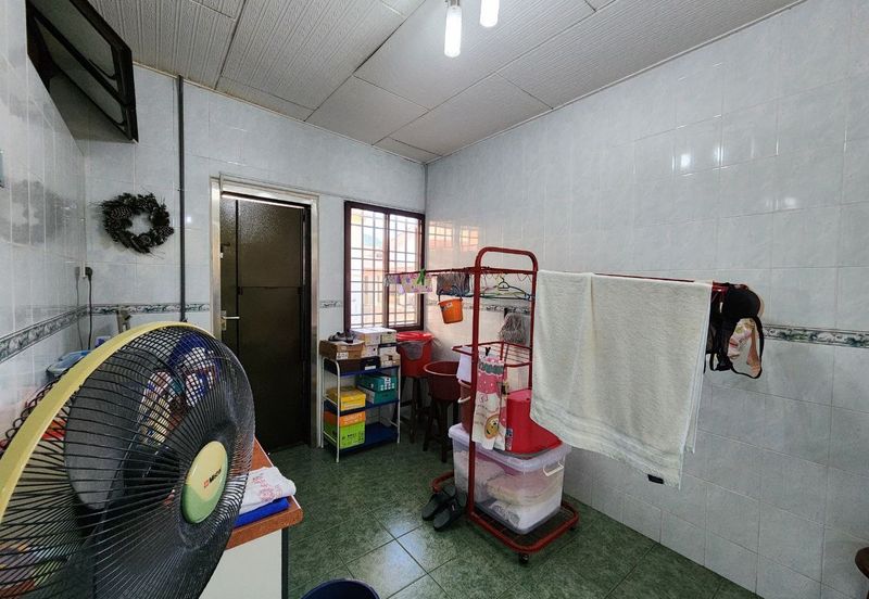 Gunung Rapat Taman Hillview Double Storey Semi D House