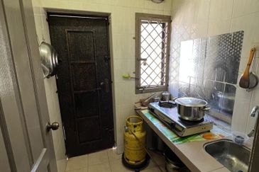 Panorama Lapangan Perdana