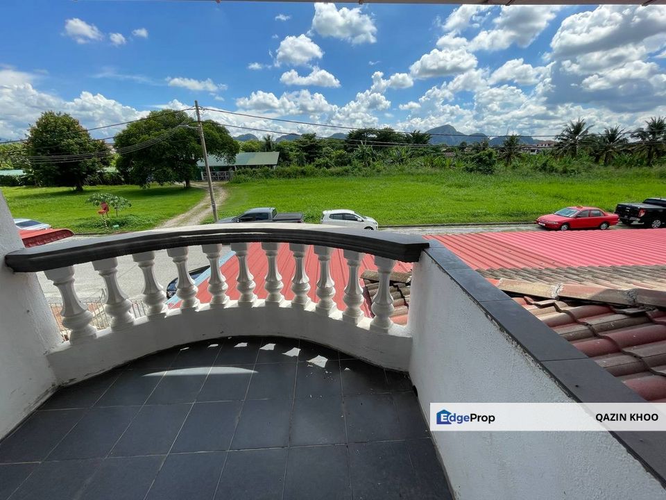 Taman Cempaka Double Storey Terrace House, Perak, Ipoh