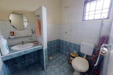 TAMAN ANJUNG BERCHAM UTARA