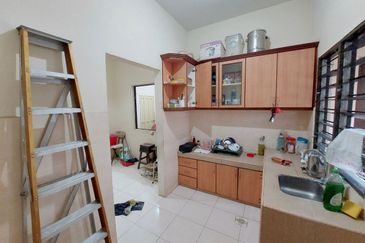 TAMAN ANJUNG BERCHAM UTARA