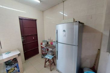 TAMAN ANJUNG BERCHAM UTARA