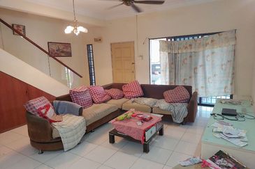 TAMAN ANJUNG BERCHAM UTARA