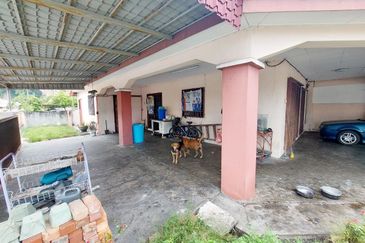 TAMAN ANJUNG BERCHAM UTARA