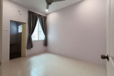 Panorama Lapangan Perdana