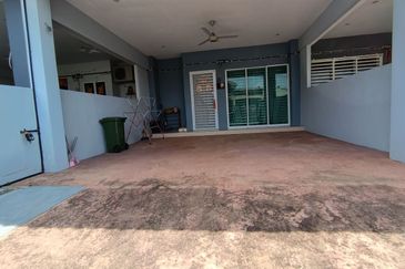 Panorama Lapangan Perdana