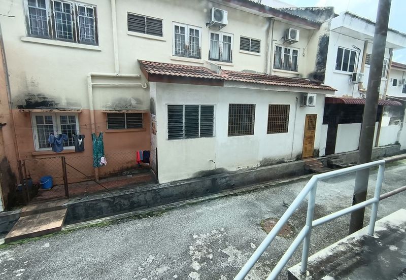 Panorama Lapangan Perdana