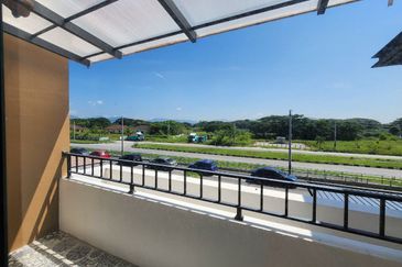 Batu Gajah The Lake Terrace Double Storey Terrace House