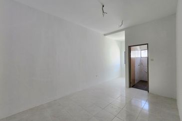 Batu Gajah The Lake Terrace Double Storey Terrace House