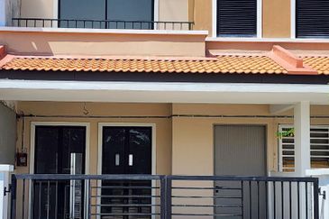 Batu Gajah The Lake Terrace Double Storey Terrace House