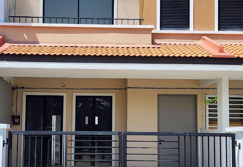 Batu Gajah The Lake Terrace Double Storey Terrace House