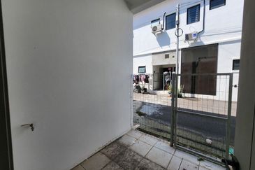 Batu Gajah The Lake Terrace Double Storey Terrace House