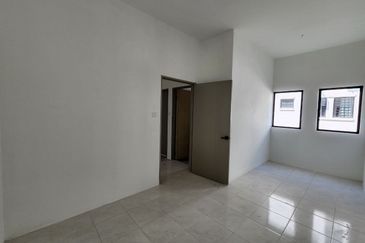 Batu Gajah The Lake Terrace Double Storey Terrace House